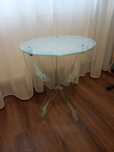 Masuta din sticla decorativa in stare perfecta