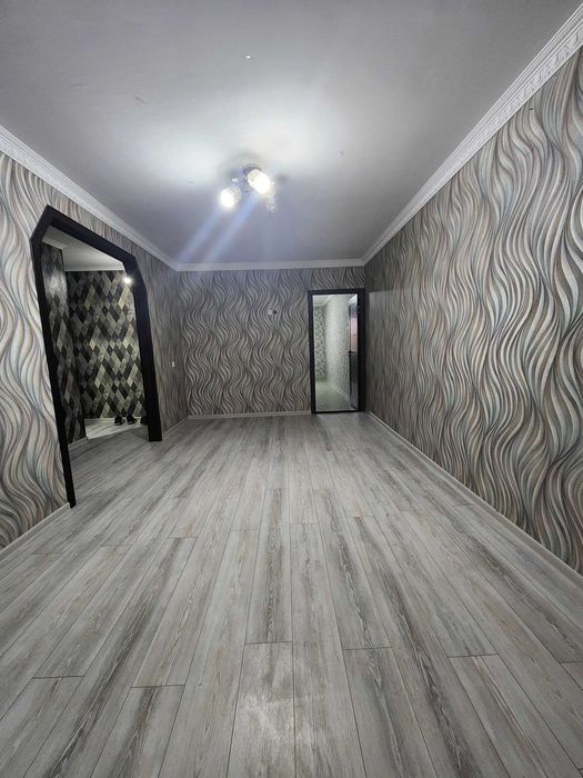 Квартира 2 хоналик сквазной сотилади