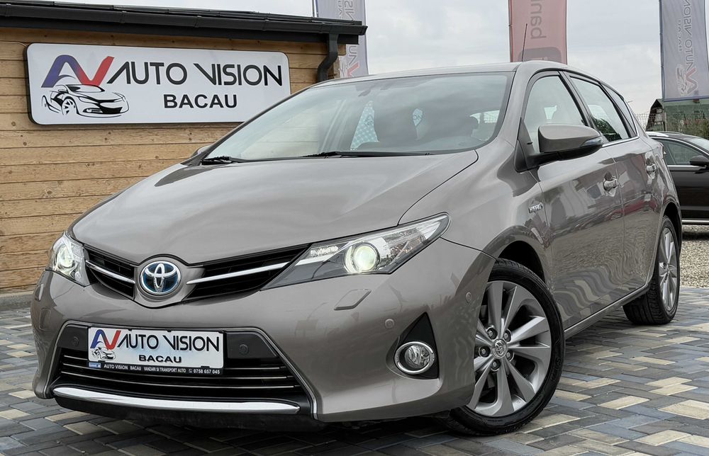 *RATE*Toyota Auris 1.8 Hybrid Benzina 2015 E5 Km reali inmatriculat RO