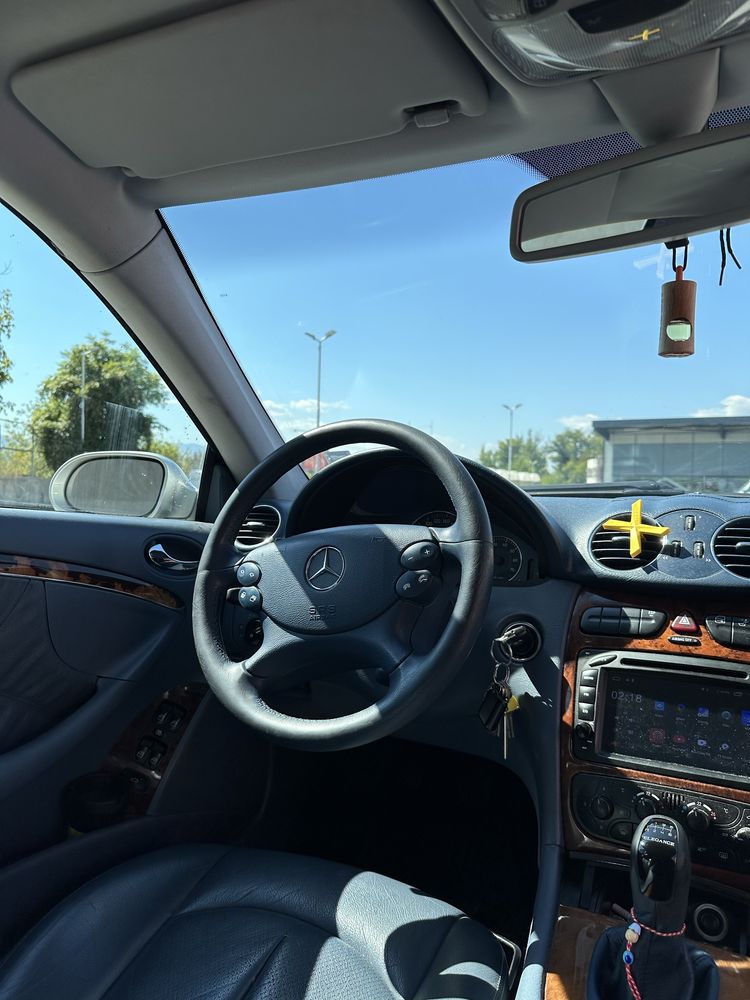 Продавам Mercedes-Benz Clk240