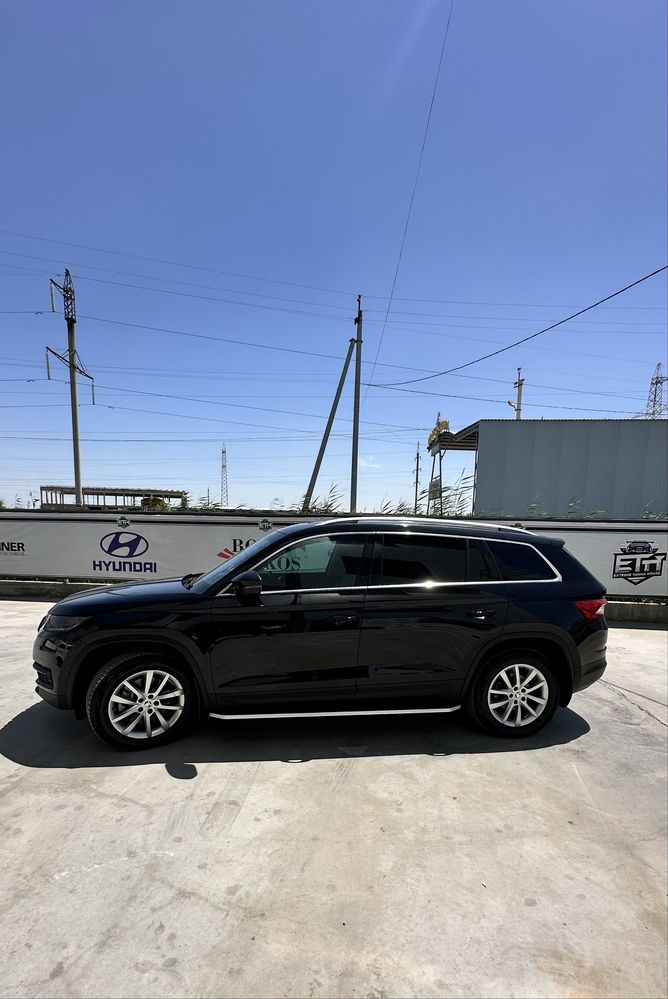 Skoda Kodiaq Sotiladi xamma navarotlari bor