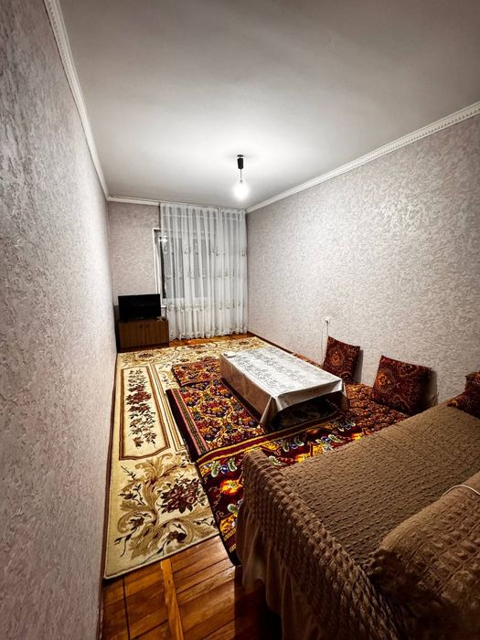 Uy sotiladi. Qoratosh , Chorsu maydoni  2-3/7/7