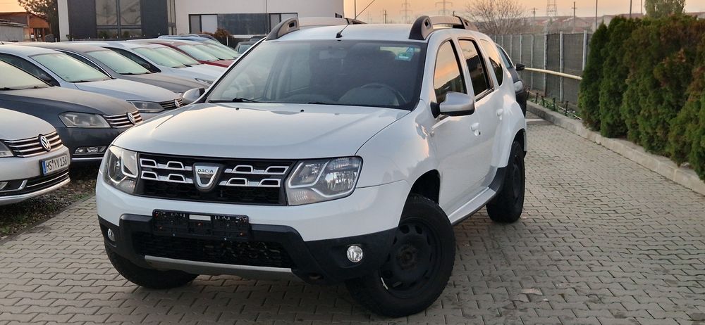 Vand Dacia Duster 1.6 mpi 4x4 Model Facelift 2015 RATE Model Prestige