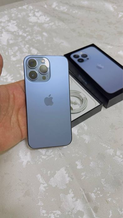 Iphone 13 pro blue