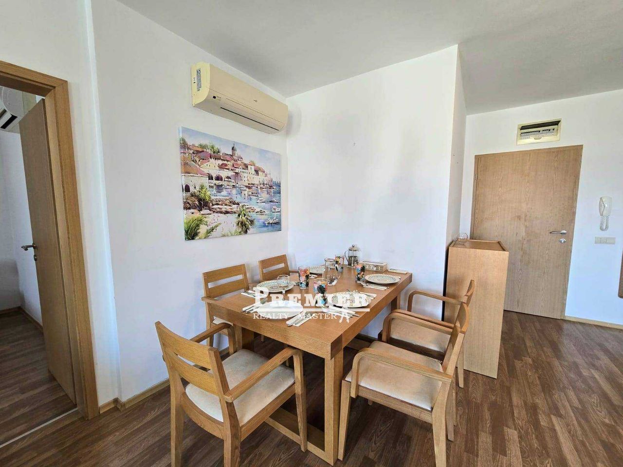 Продава се Тристаен апартамент в Ахелой - 88 кв.м за 790 €/кв.м - Снимка #2