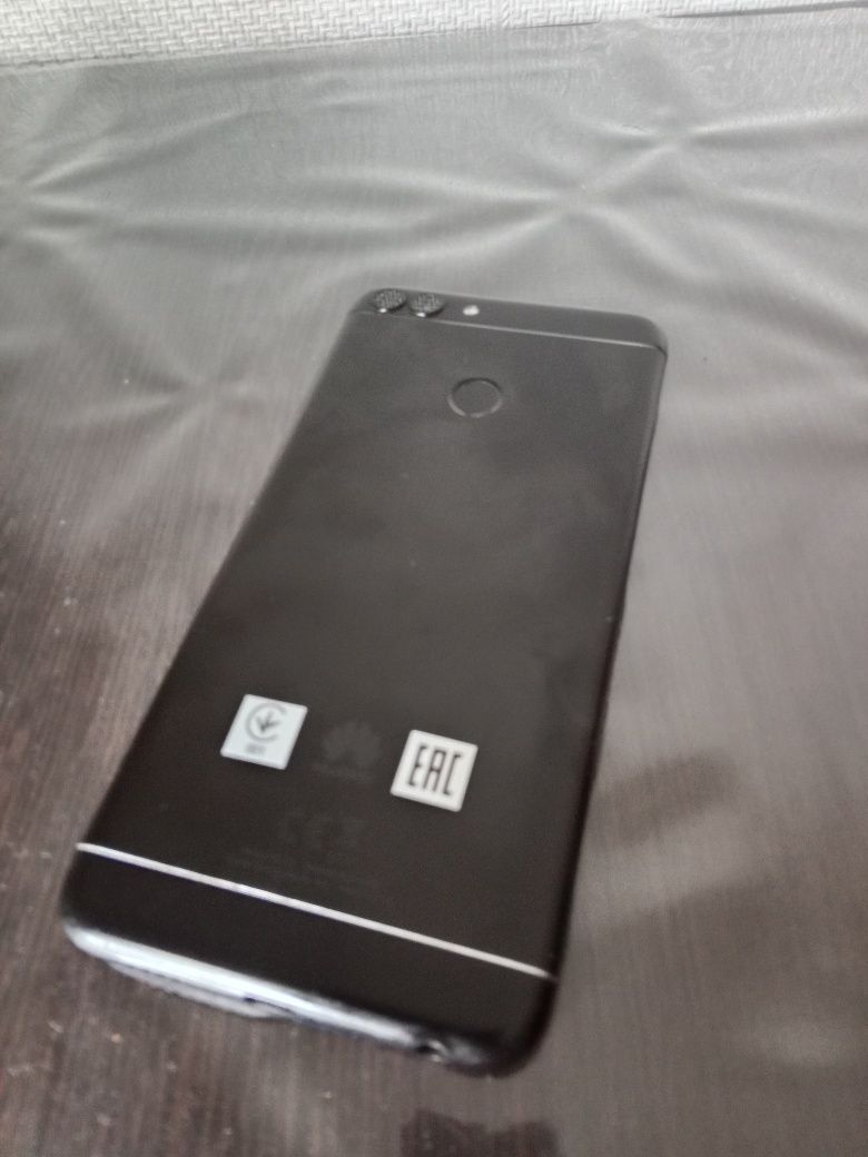 Huawei p smart 64 гб
