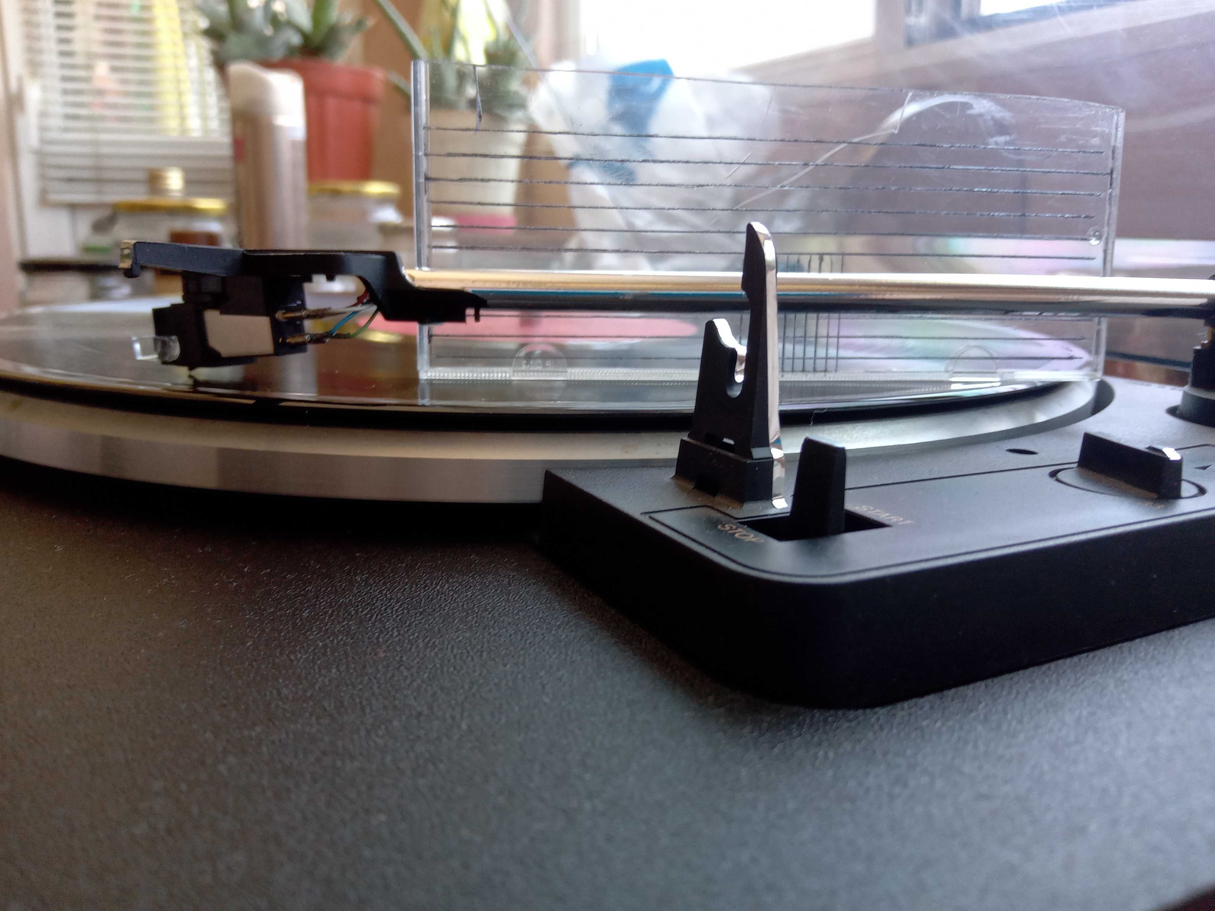 Грамофон MARANTZ TT-42
