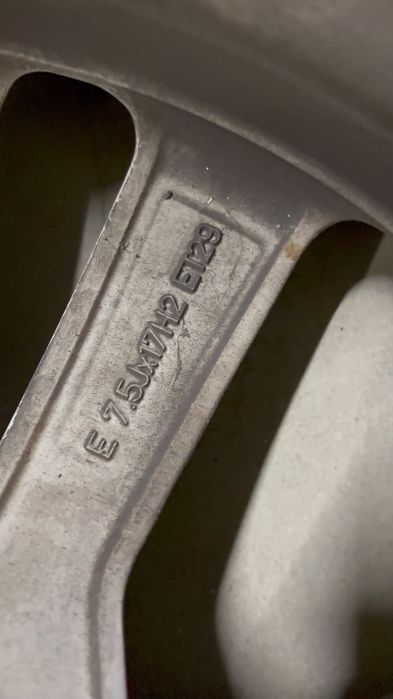 Оригинални лети джанти 17 цола Audi/VW/Skoda
