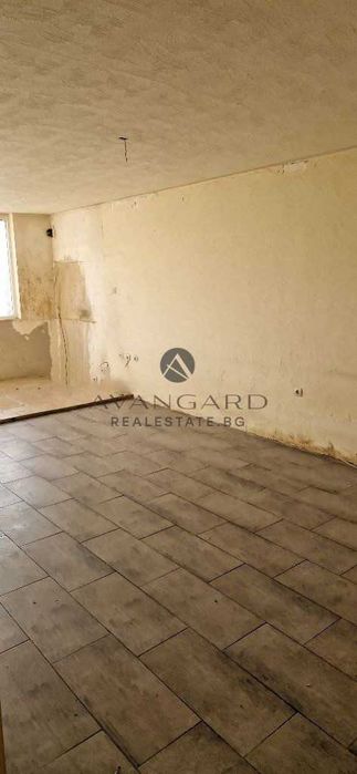 Продава се Тристаен апартамент в Пловдив, Център - 103 кв.м за 2278 €/кв.м - Снимка #3