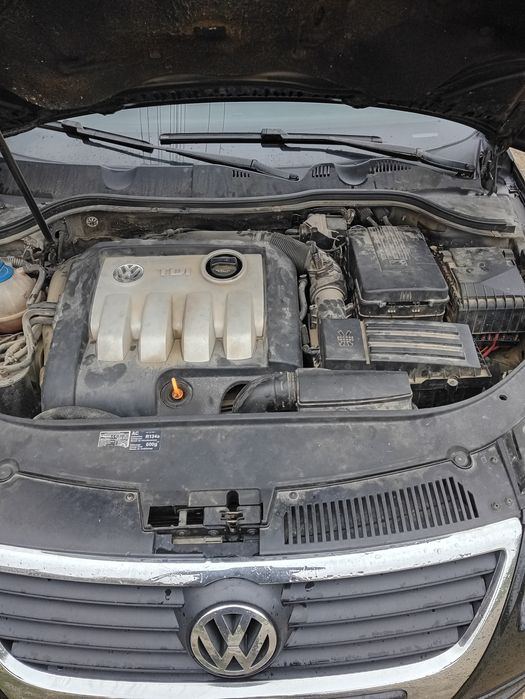 Vând wolvagan passat 1.9 bck sau schimb