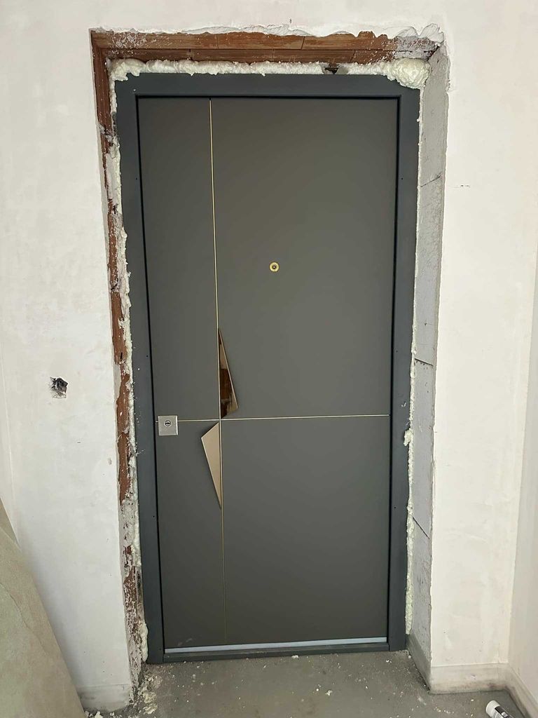Продава се Двустаен апартамент в Пловдив, Христо Смирненски - 70 кв.м за 1200 €/кв.м - Снимка #2