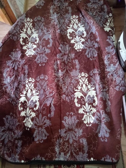 Продам 2 бамбуковых ковра 2х4