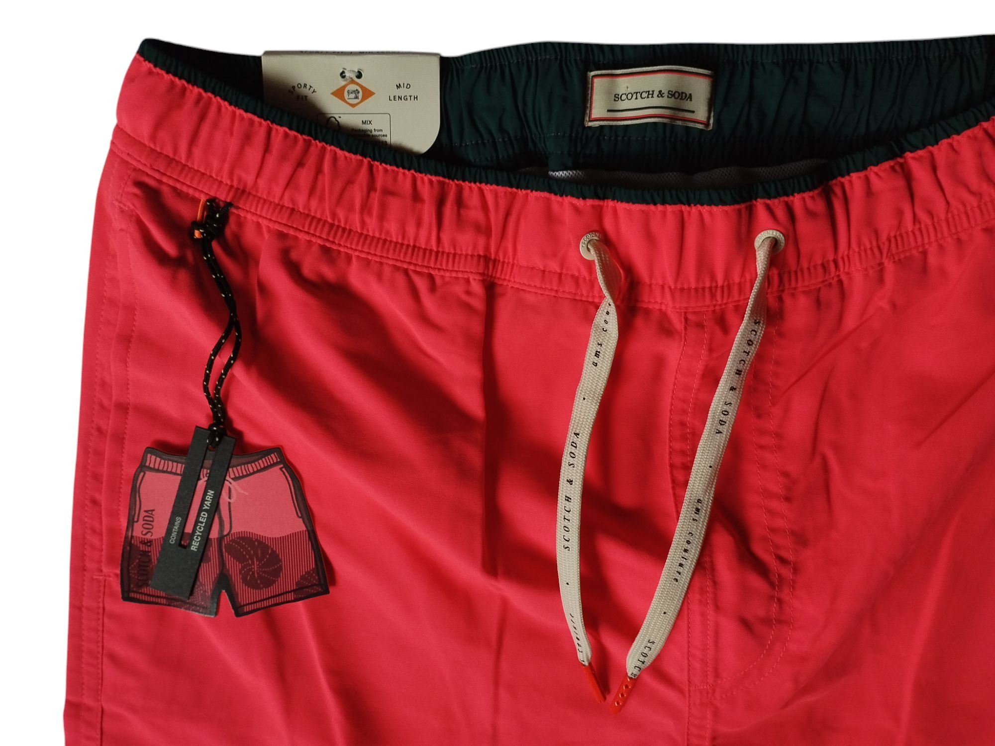 Scotch soda 16 години къси панталони