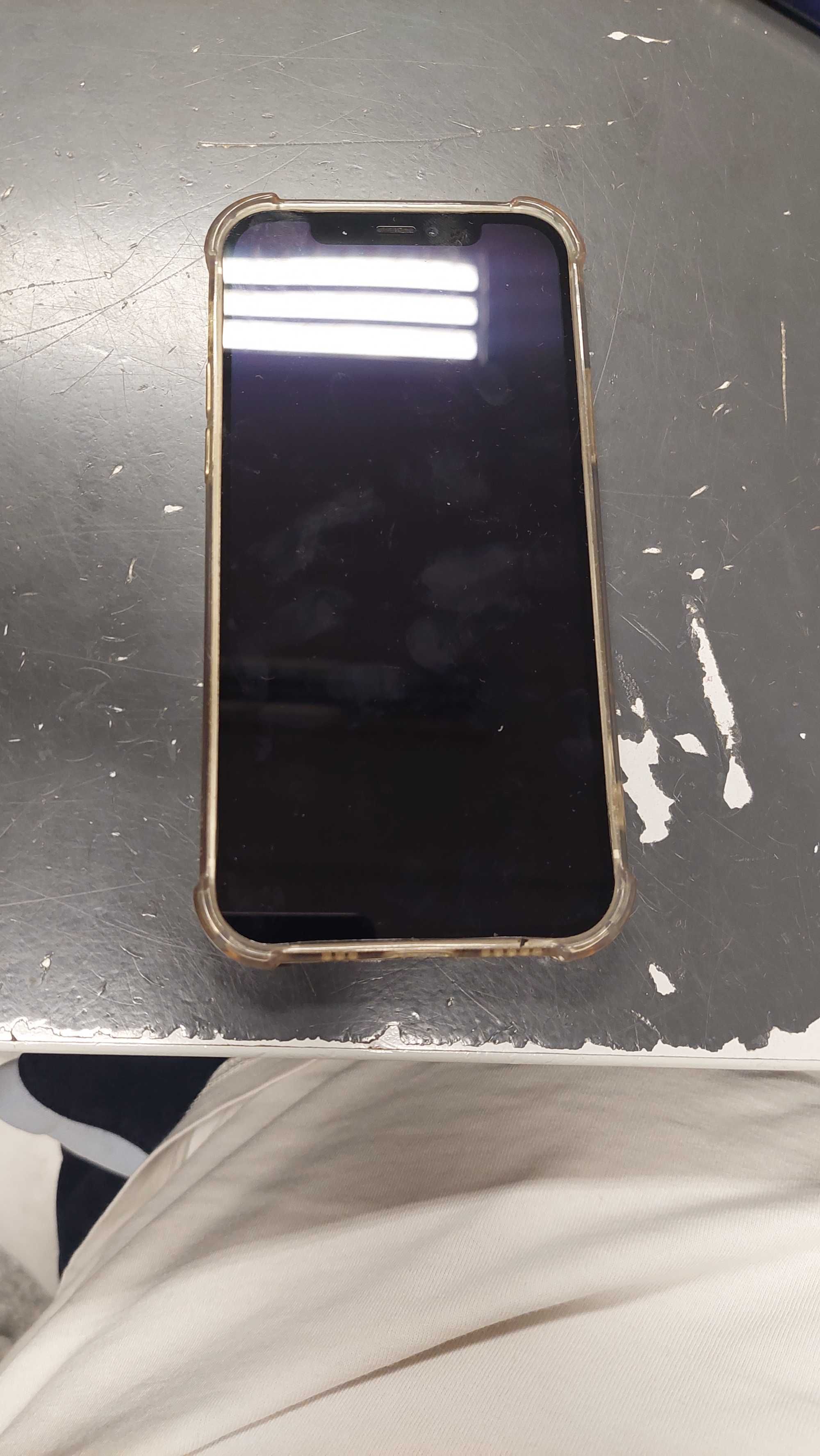Iphone 12 - 92% batt