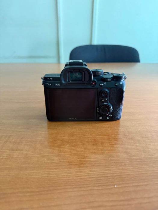 Фотоапарат Sony a7iii с най-новите фабрични настройки