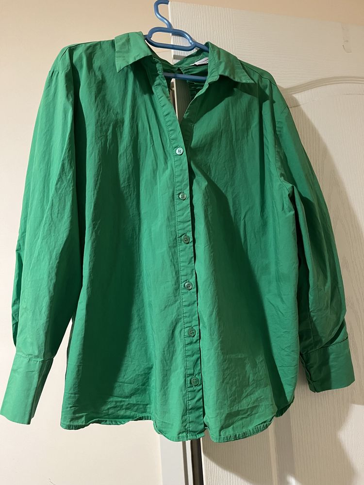 Camasa verde S, Reserved