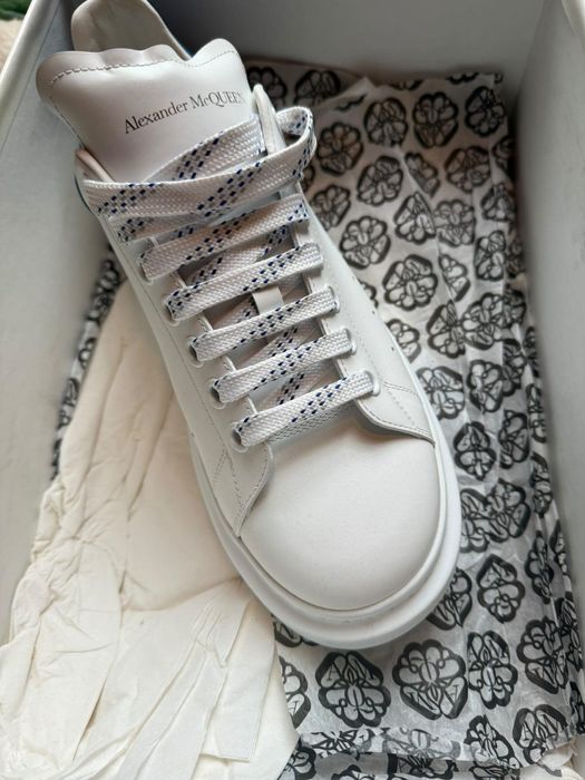 Vând ALEXANDER McQueen originali 100%