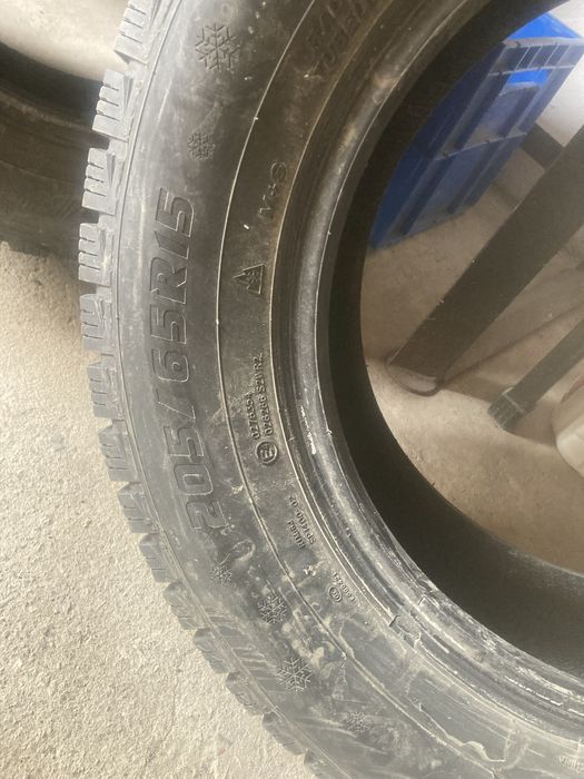 Продам 205/65/15 CENTARA