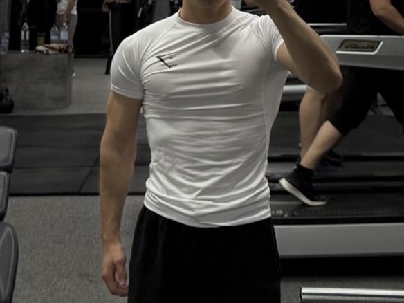 GymShark Erkaklar uchun Sport Futbolkasi Рашгард Gym Shark