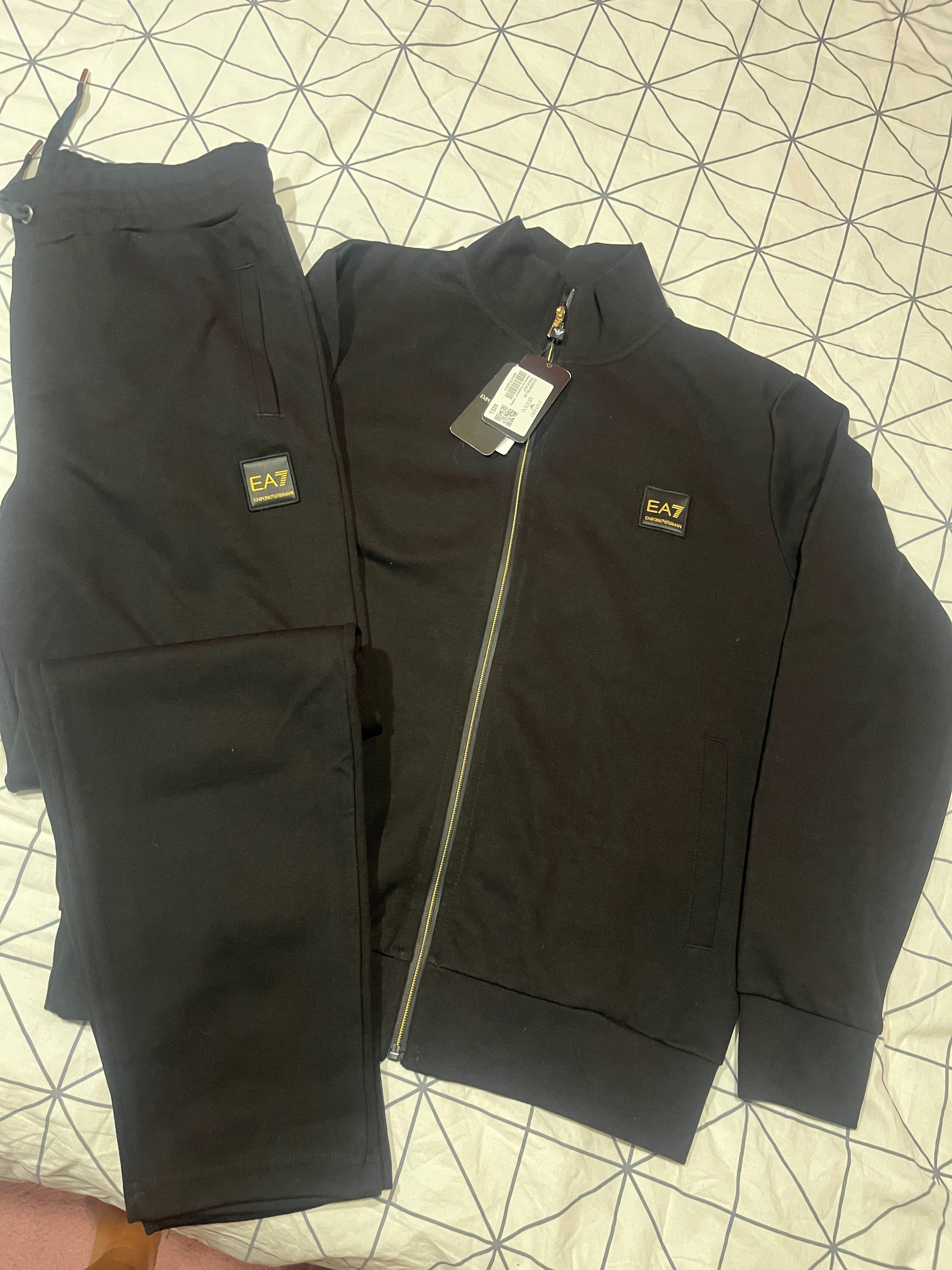 EA7 Мъжки спортен екип с цип Emporio Armani EA7 в черно размер L
