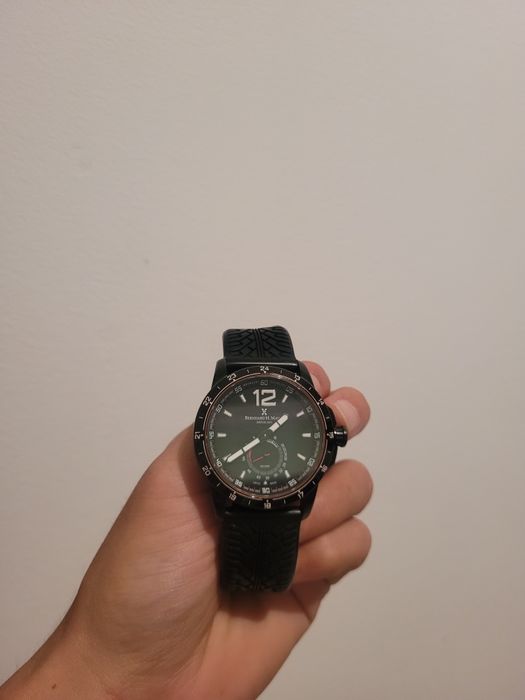 Щвейсарские часы