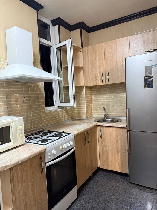 Квартира продается 2/2/4 на Ц 13