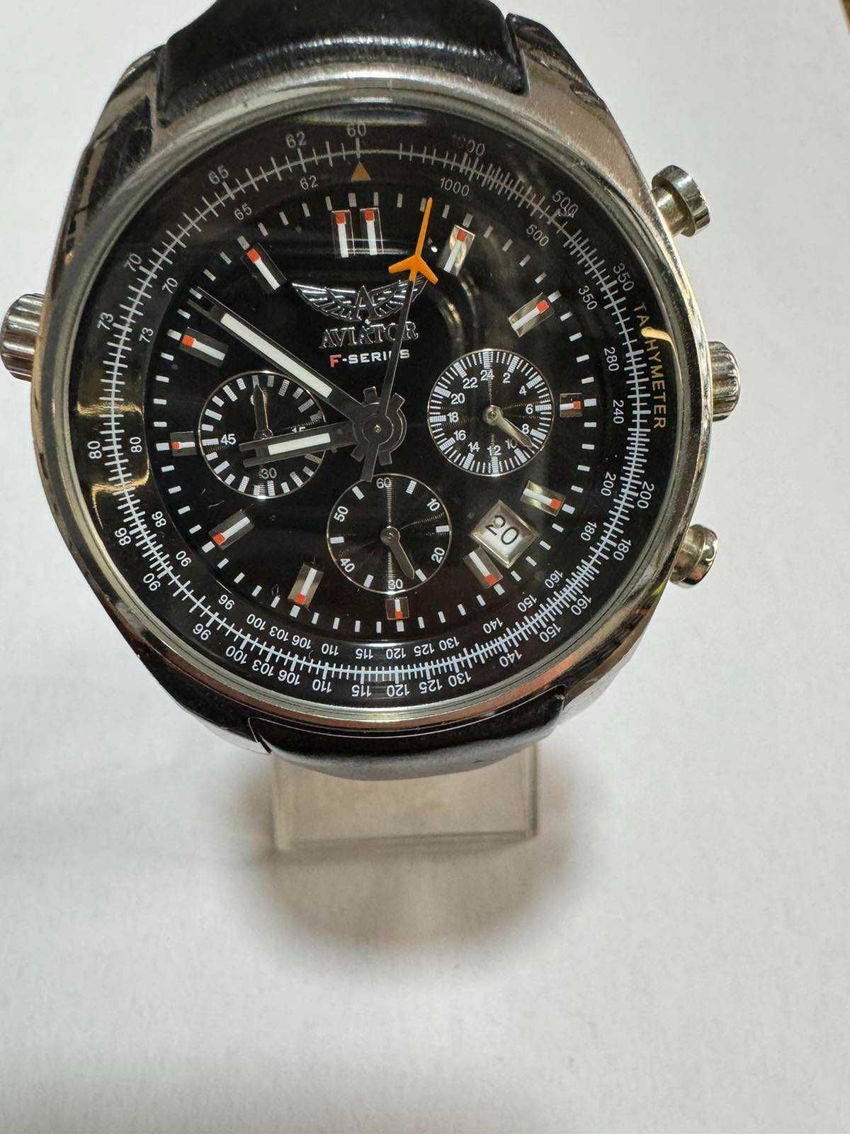 Продавам часовник Aviator AVW 5839G1