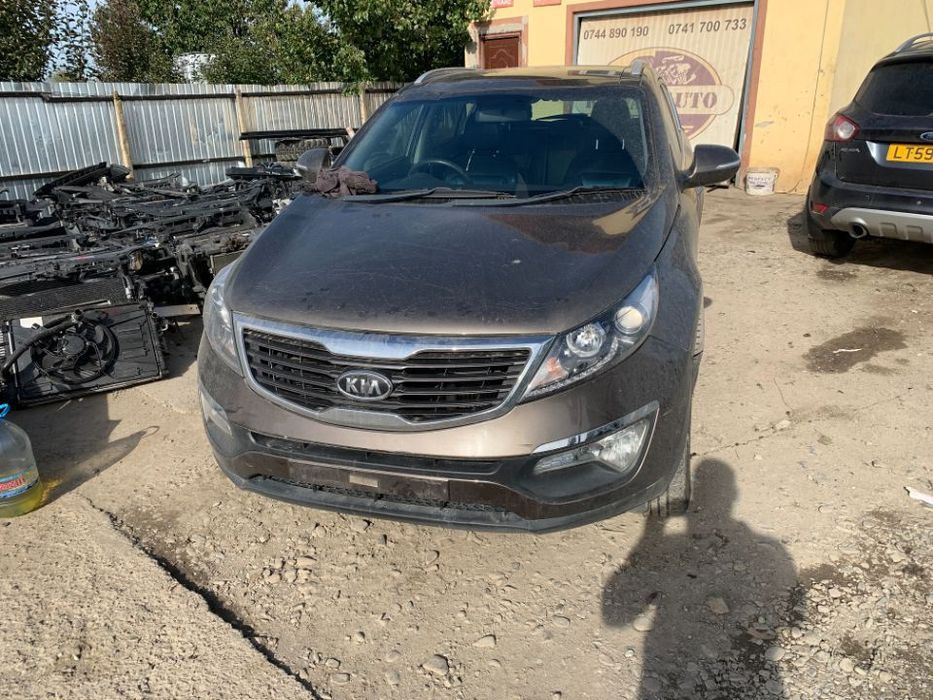 Dezmembrez / Dezmembrari / Piese / Accesorii Kia Sportage 2012