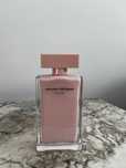 Продавам парфюм от лична колекция narciso rodriguez for her