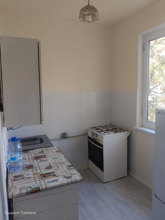 Sirochni arinda Chilonzor 11 Kivartal 3 xona 3 etaj 4 etajka narxi400$
