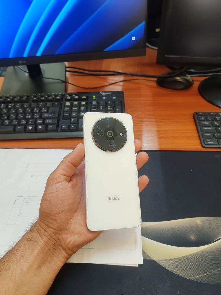 Redmi A3 128gb(2024)ideal ochilmagan usta kurmagan aybi yuq