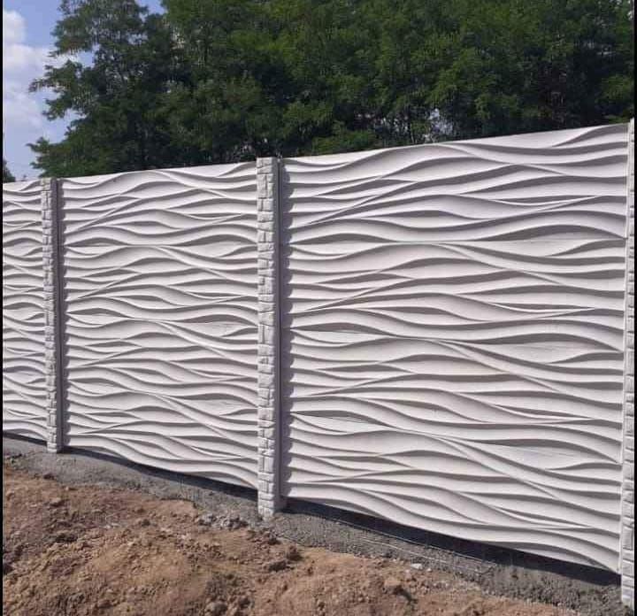 Gard din placi prefabricate de beton
