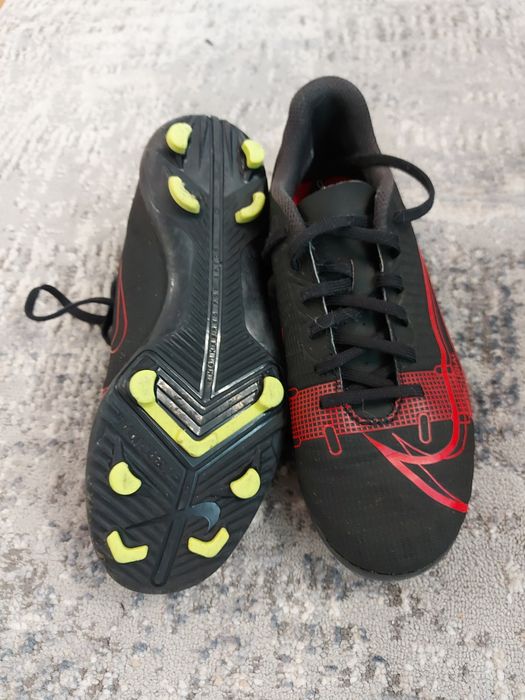 Ghete fotbal Nike Mercurial