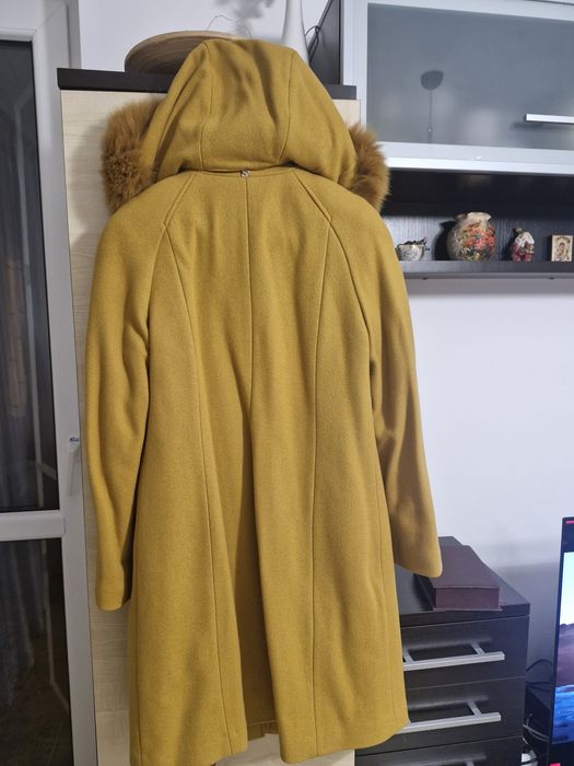 Palton lana cu gluga