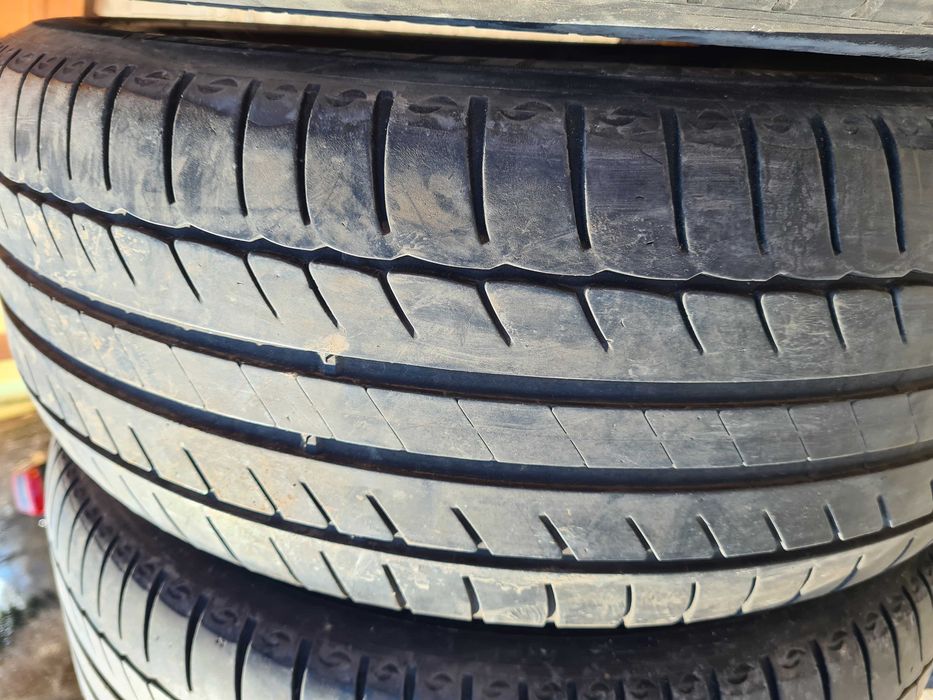 4 бр. летни гуми 235/55/17 Michelin 4,2 mm DOT 4214