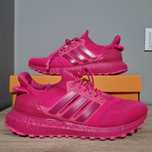 Adidas Ultraboost Ivy Park ( nu yeezy, nike, jordan, balenciaga)