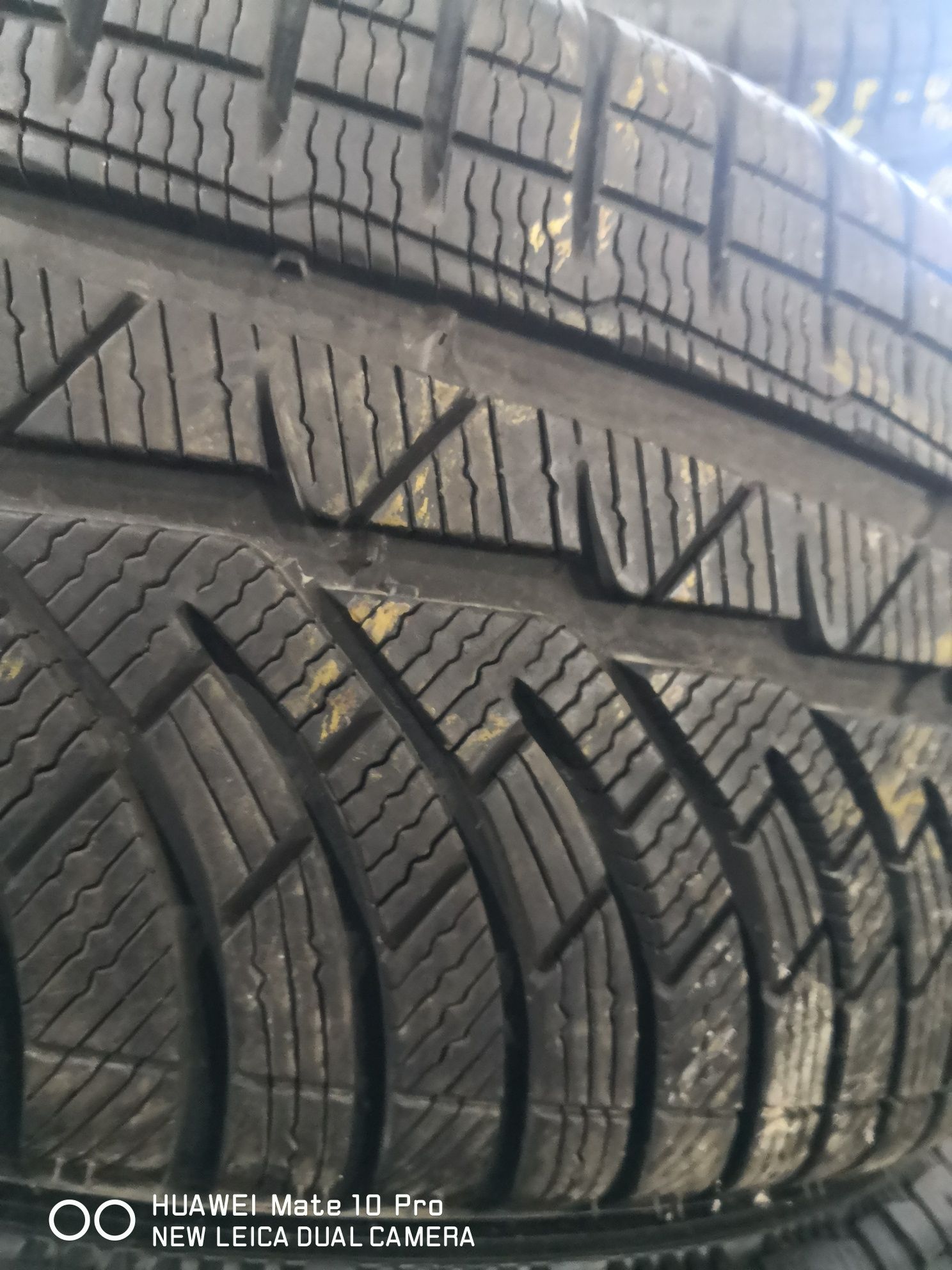 215 45 18 гуми като нови дот 22 Michelin 18 цола