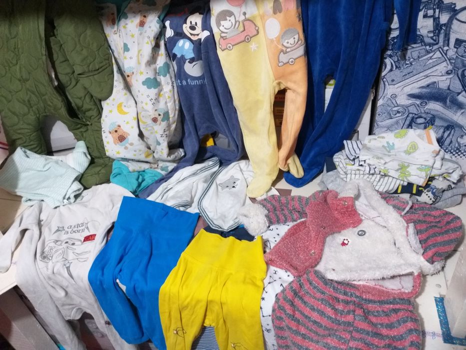 Lot Hainute Bebe Nr60-86...30 Articole