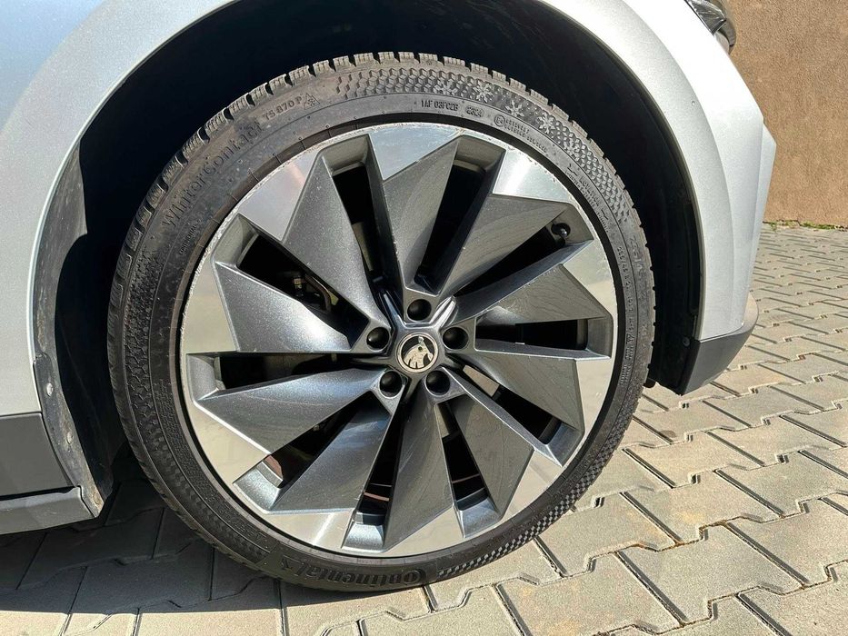 SKODA ENYAQ 82KWh 1st edition full optional/термопомпа/подгрев