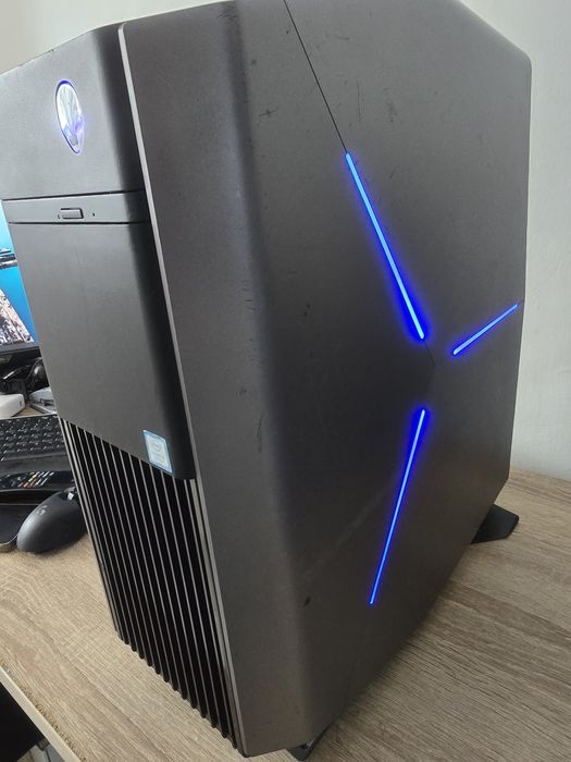 Unitate gaming Alienware Aurora R7 I5 gen 8 Video Gtx 1060 6gb 16GB