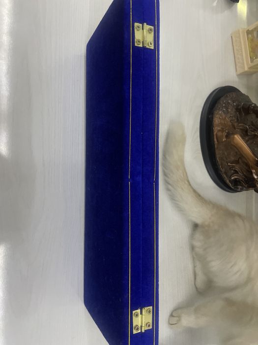 suvenir sovg'a pichoq qolipi bilan