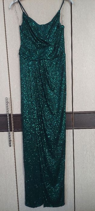 Официална рокля с паети!