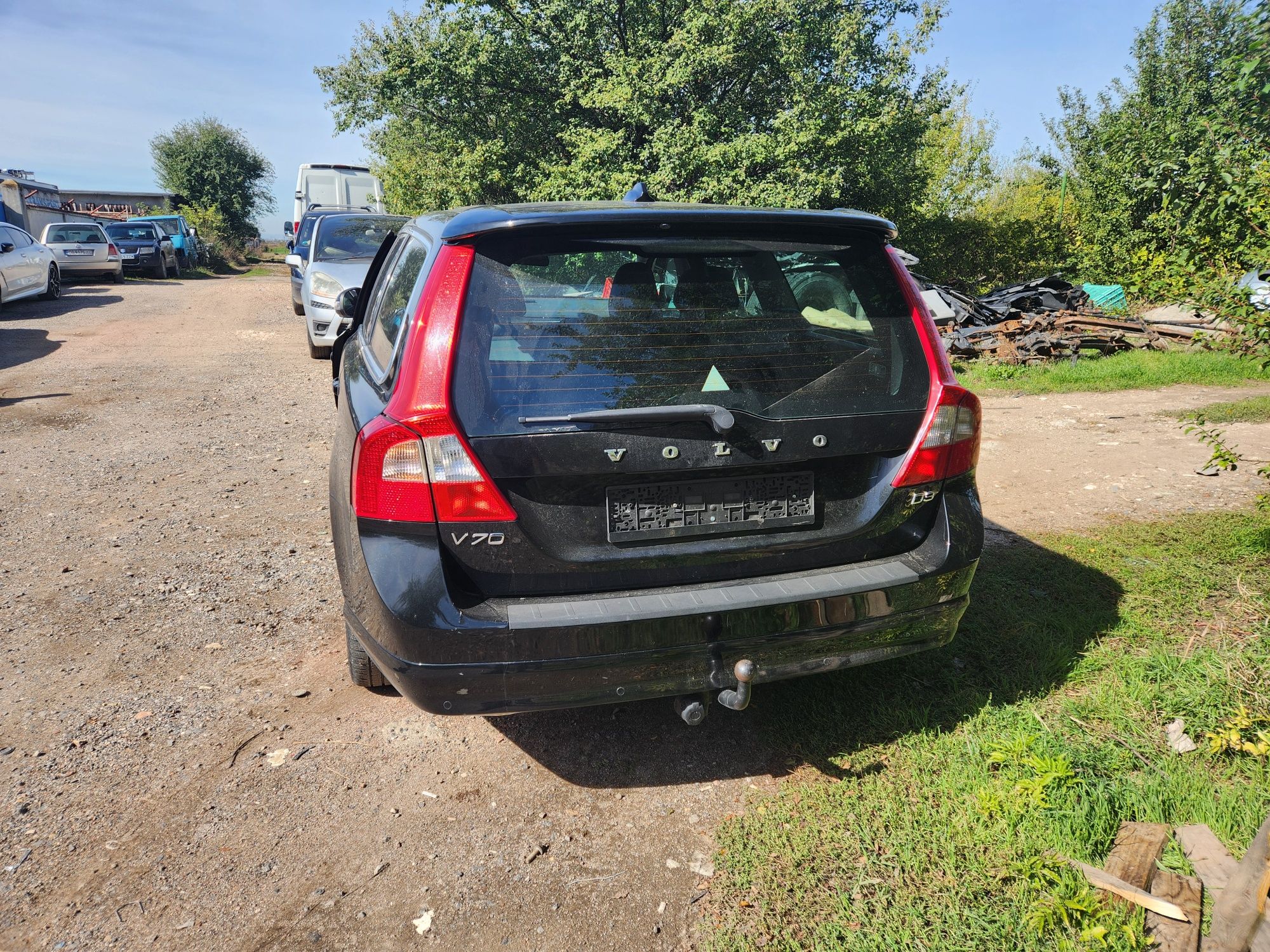За Части Volvo v70 2011г 2.0 дизелов