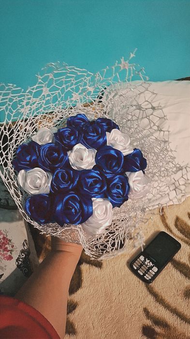 Flori din satin diferite modele