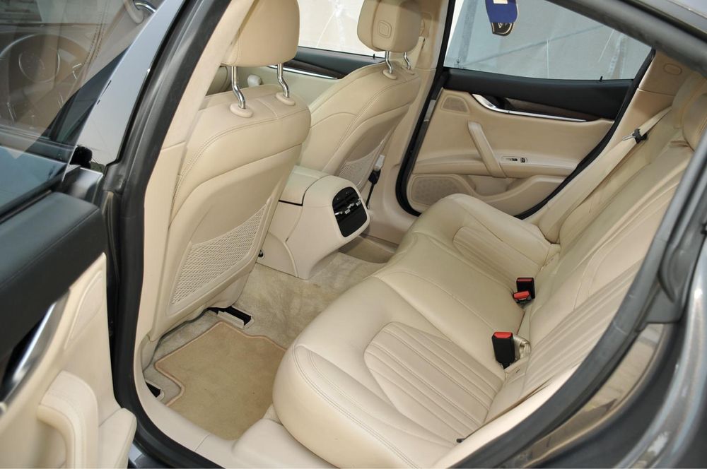 Maserati Ghibli SQ4 3.0i 410vp 19900€