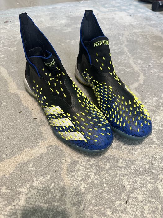 Сороконожки адидас придатор