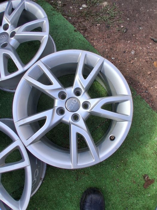 17цола за VW Audi Seat Skoda 6.5J ×17 ет33 5×112 ц.57.1мм
