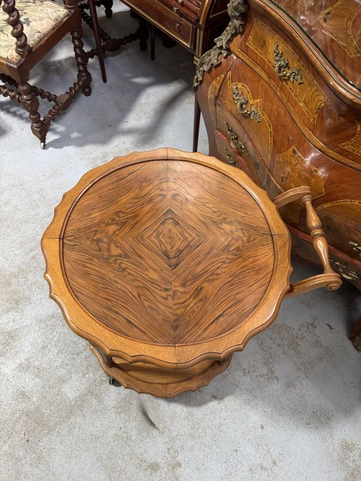 Gheridon rotund din lemn masiv