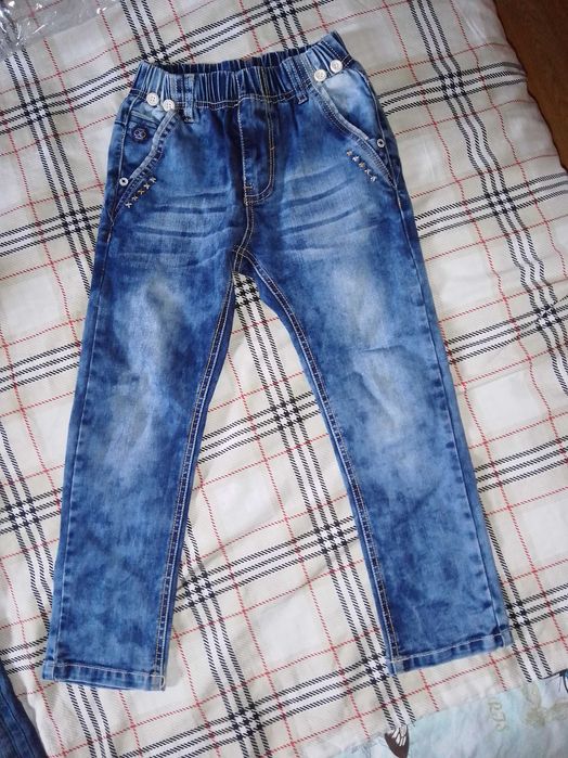 Детски дънки за момче или момиче