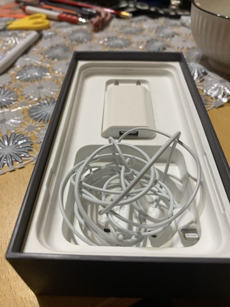 Iphone 8plus 76%капацитет без забележка!